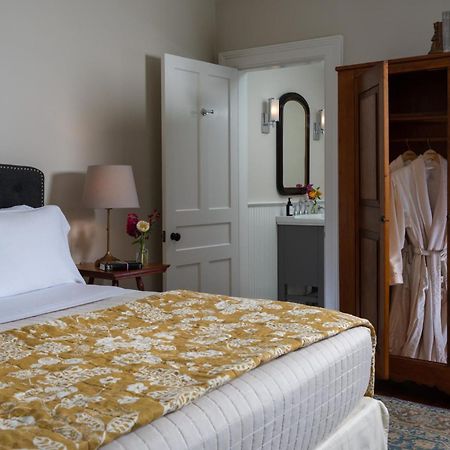 Landmark Inn Cooperstown Buitenkant foto