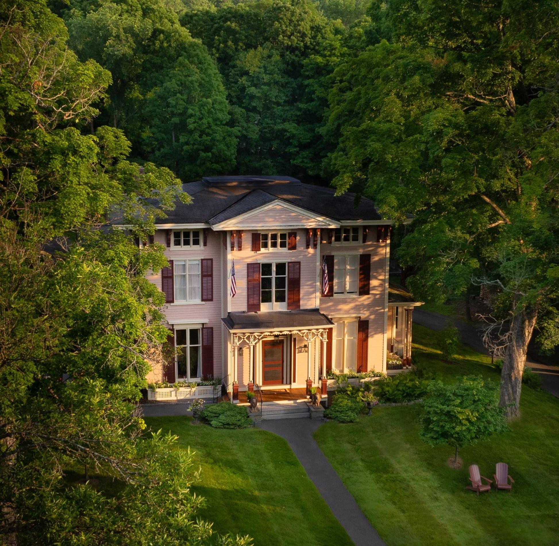 Landmark Inn Cooperstown Buitenkant foto